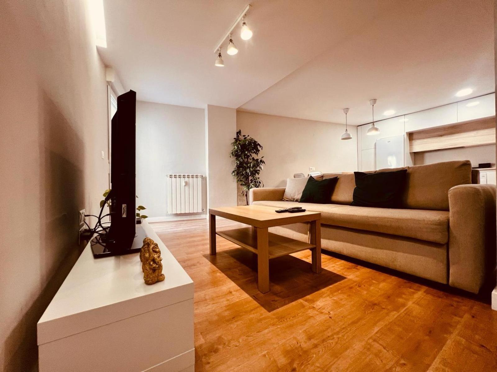 Apartmán Piso Reformado,Centrico,Tranquilo Y Con Wifi Vut 09-398 Burgo Exteriér fotografie